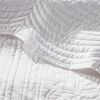 Full/Queen size 3-Piece Reversible Scalloped Edges Microfiber Quilt Set in White